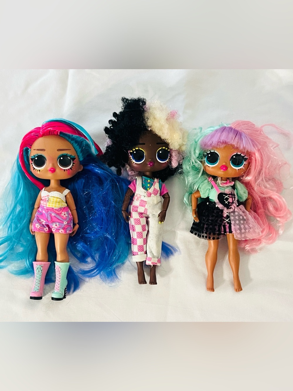 Colorful Fashion Doll - Blue, Black, Pink Hair Playset